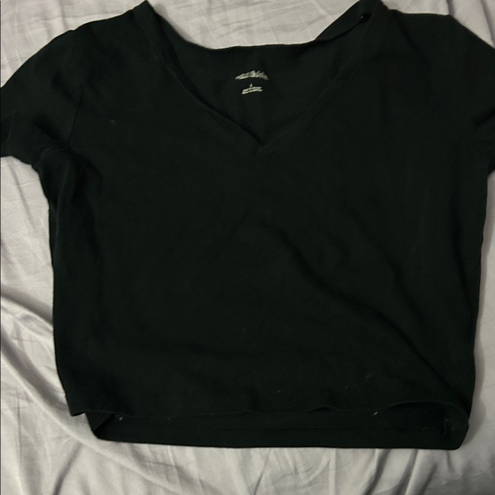 Wild Fable Black V-Neck Short Sleeve Crop Top